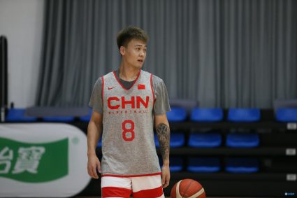 … Zhao Rui played in 12 minutes, 1 out of 7 and 0 out of 3 points and 4 scored 3 points and 1 assist