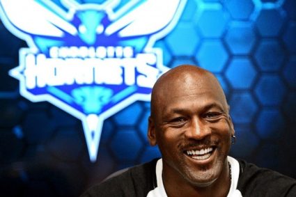 Jordan statement: it is a great honor to be the boss of the Hornets in the past 13 years to be proud of all the achievements of the team.