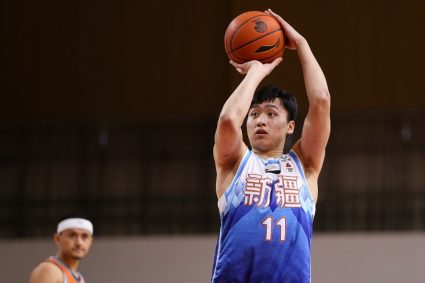 Summer League Yumin station-Qi Lin 18 points 1 board AI zimati 12 points 11 board Xinjiang wins Tianjin