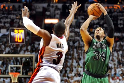 And both of them were teammates! Antoine Walker: Wade is slightly better than Pierce. Their gap is very small.