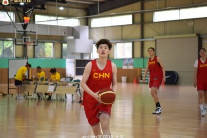 Chinese basketball team shows the latest training photo of China women’s basketball: Busy Monday starts from hard training